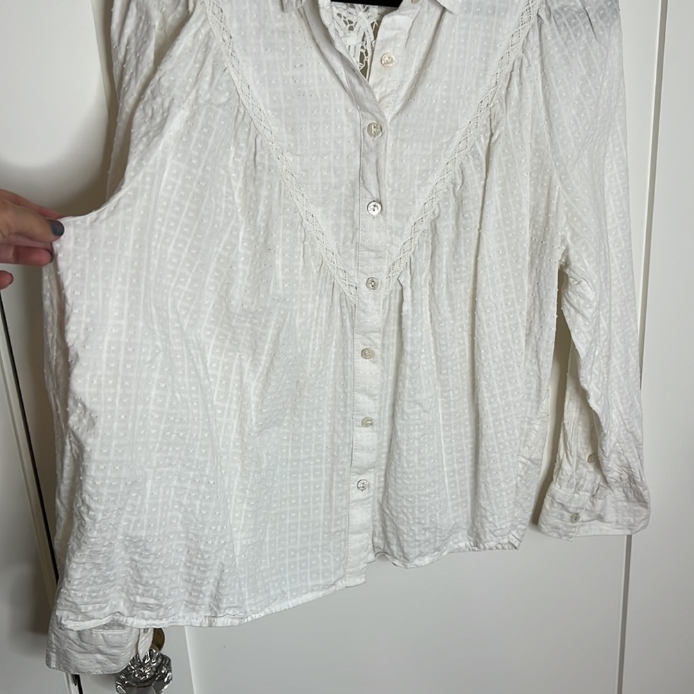 🕶️Anthropologie⚡️Pilcro XL Lace Back Buttondown Shirt crochet detail off white - Picture 5 of 9